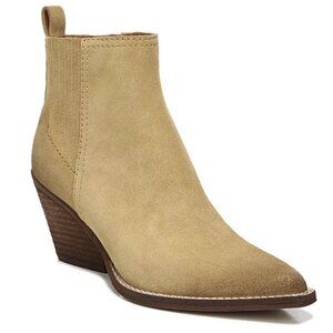 ZODIAC Robyn Booties Women's Shoes In Light Tan Suede